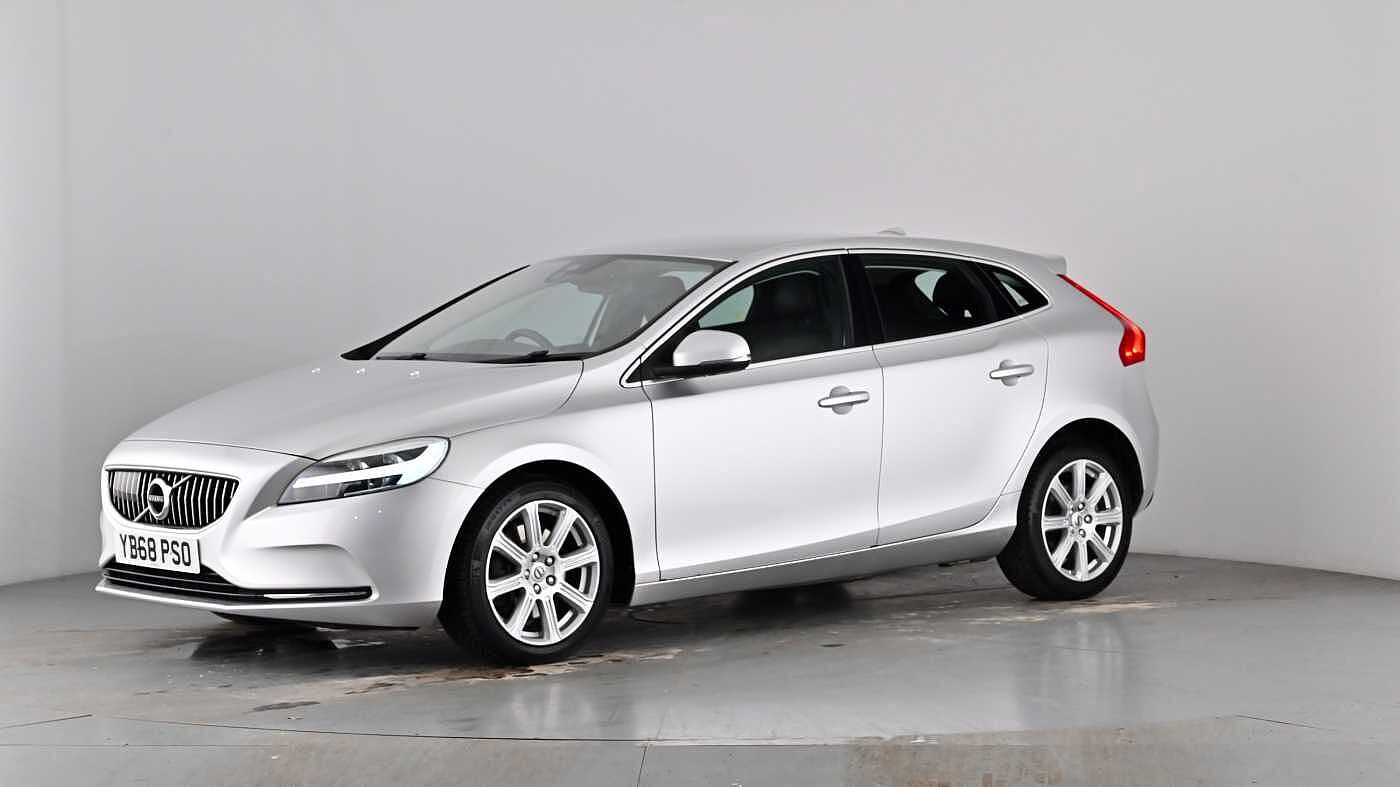 Used Volvo V40 2018 for sale - 77981161: Photo 50