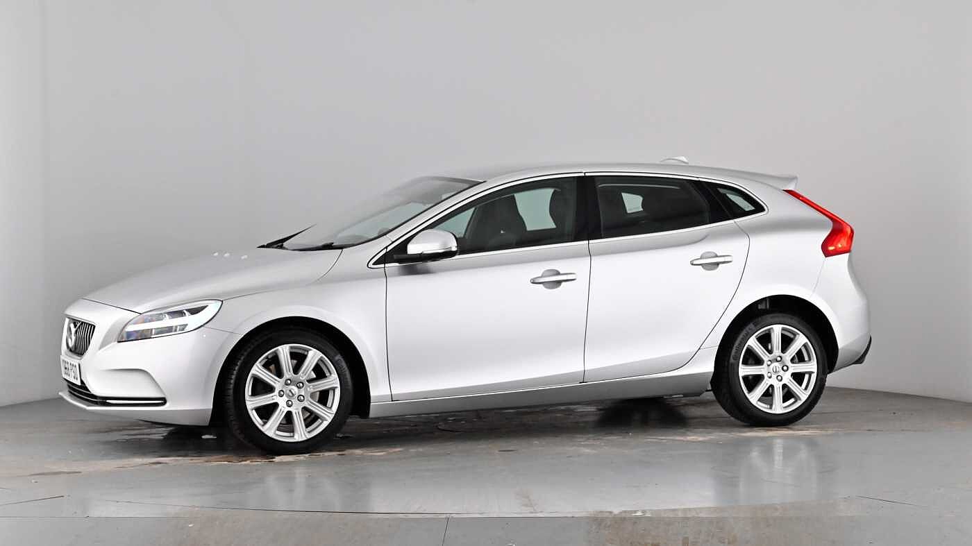 Used Volvo V40 2018 for sale - 77981161: Photo 52