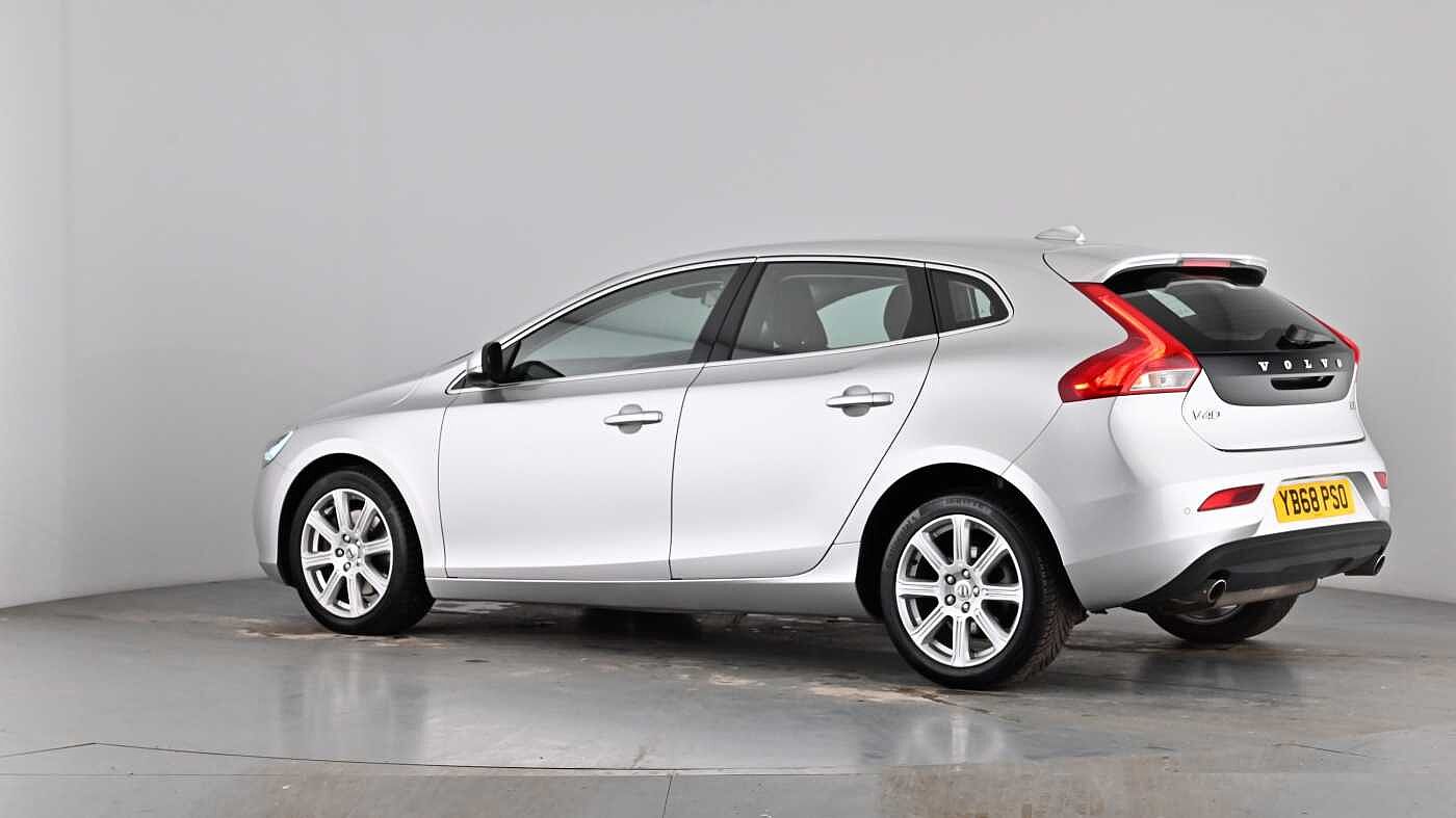 Used Volvo V40 2018 for sale - 77981161: Photo 58