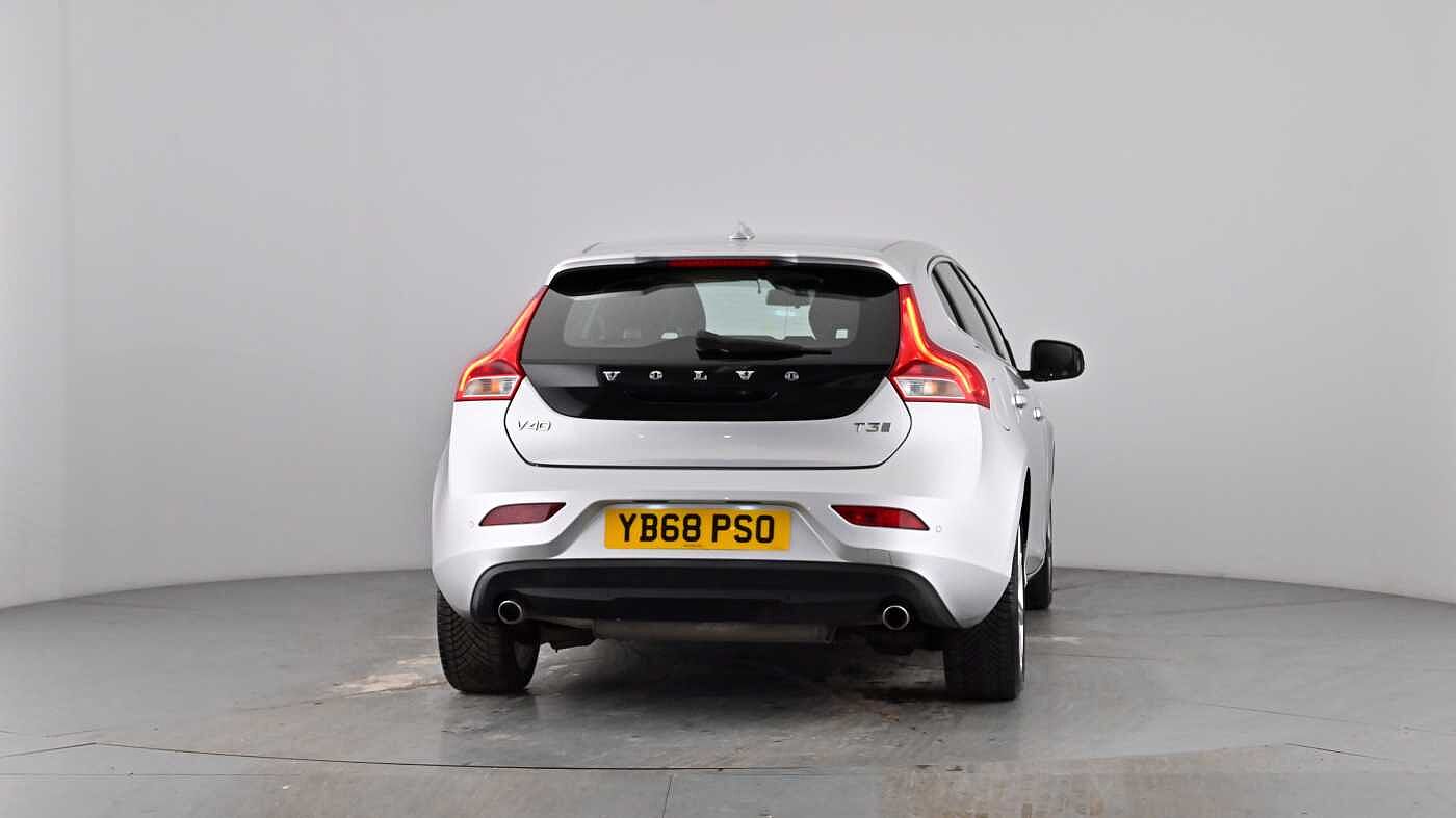 Used Volvo V40 2018 for sale - 77981161: Photo 64