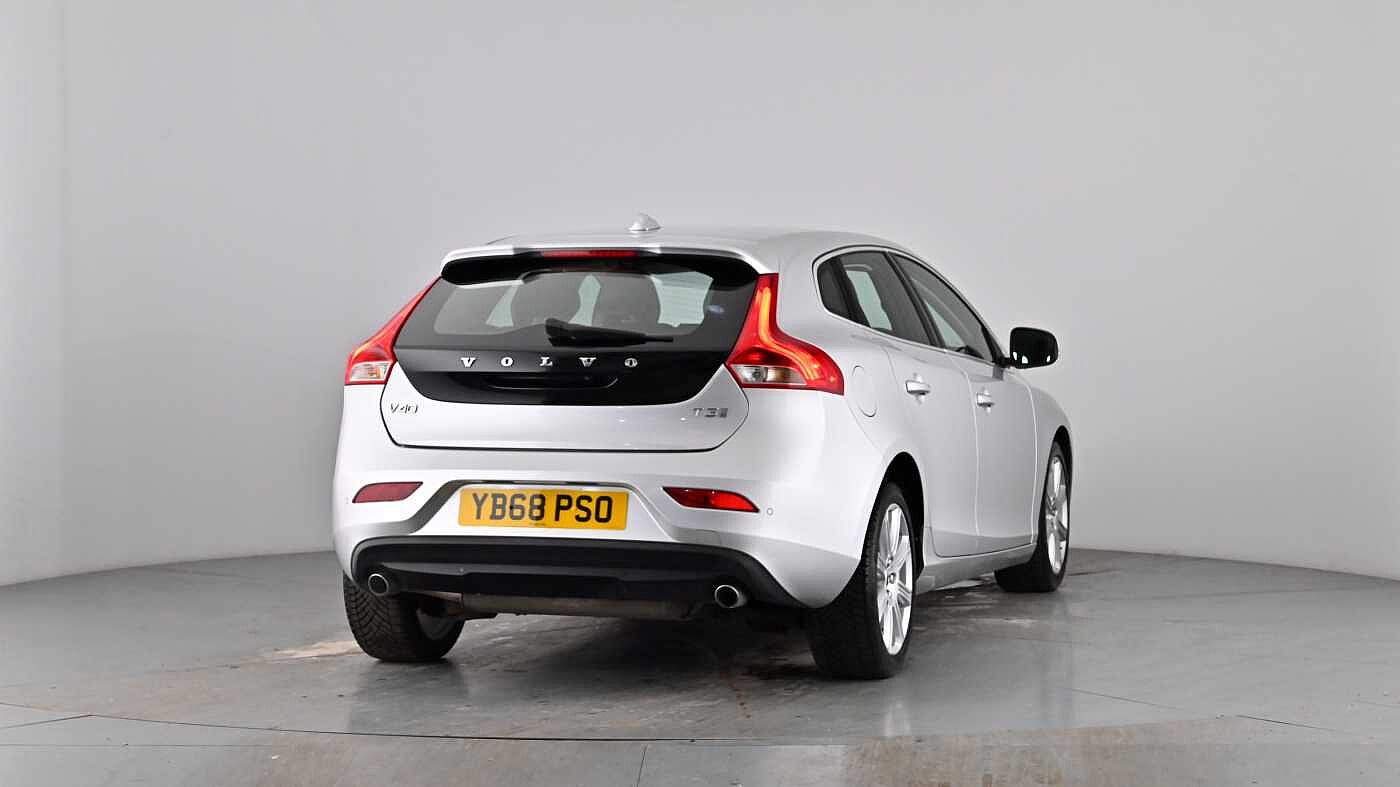 Used Volvo V40 2018 for sale - 77981161: Photo 65