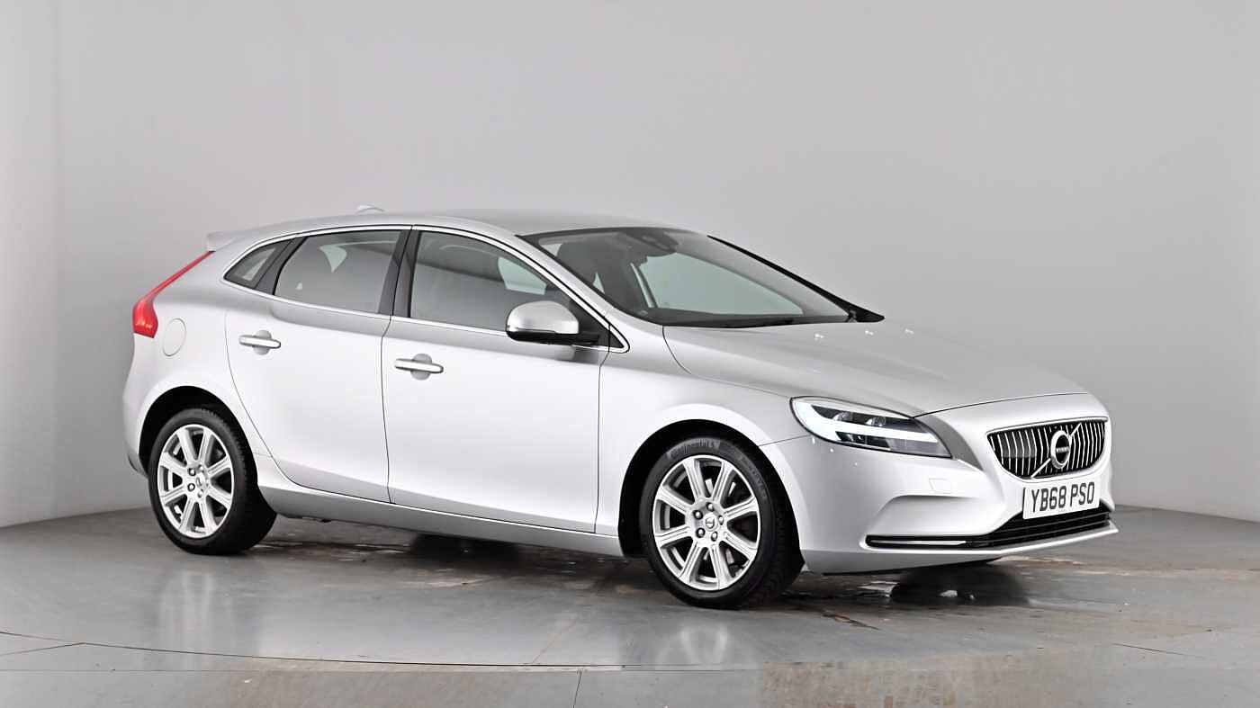 Used Volvo V40 2018 for sale - 77981161: Photo 76