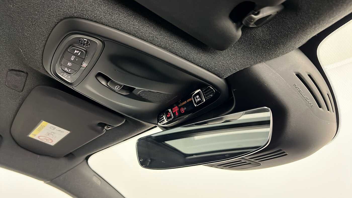 Used Volvo XC40 2020 for sale - 77160700: Photo 35