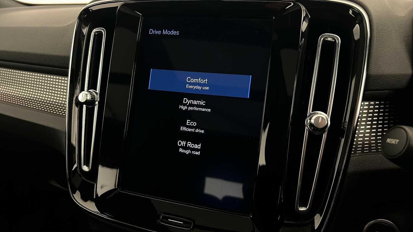 Used Volvo XC40 2020 for sale - 77160700: Photo 47