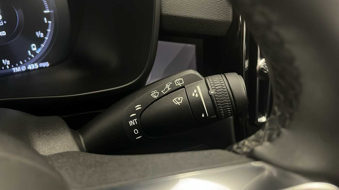 Used Volvo XC40 2022 for sale - 77393513: Photo 33