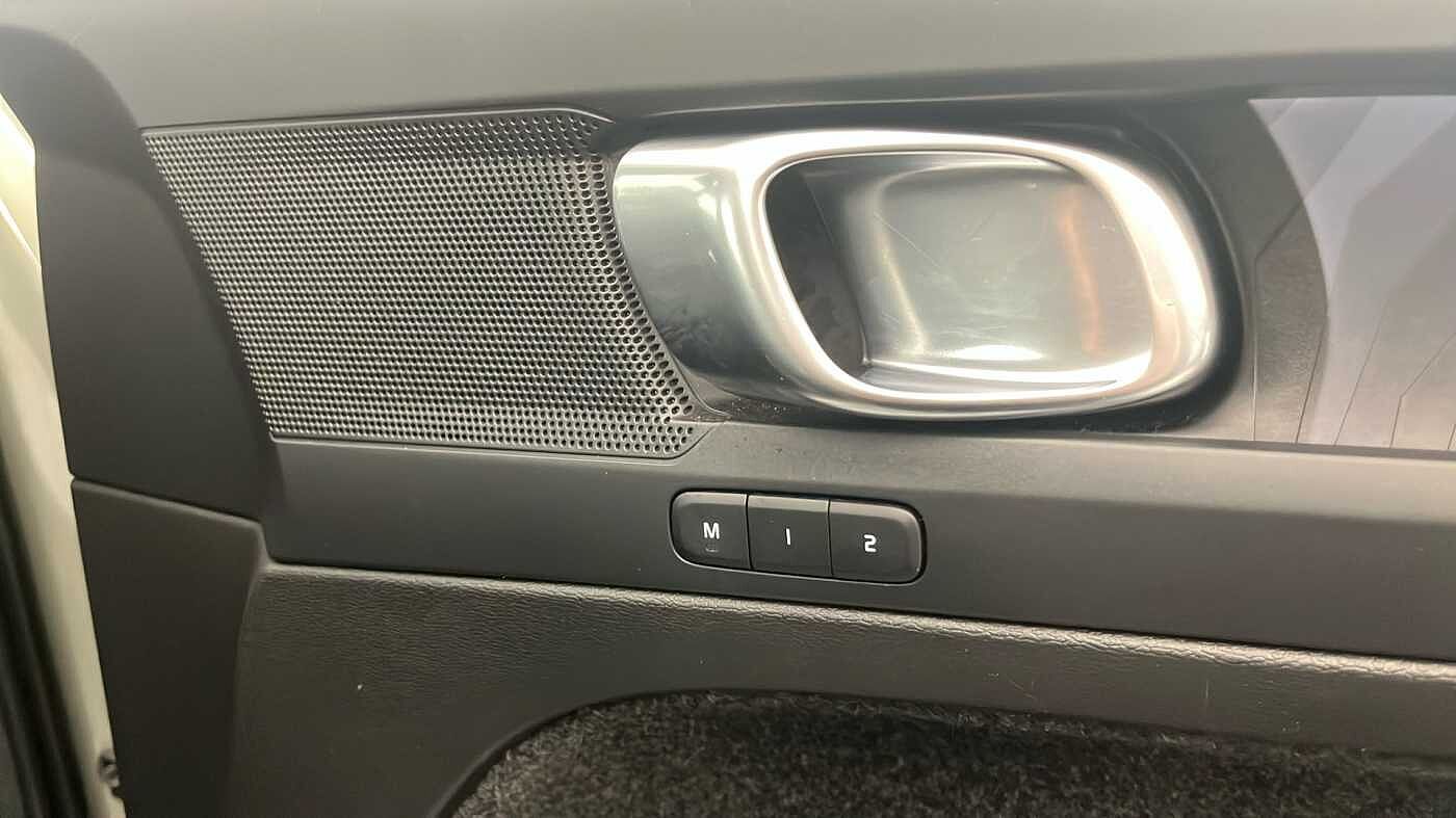 Used Volvo XC40 2022 for sale - 77393513: Photo 34