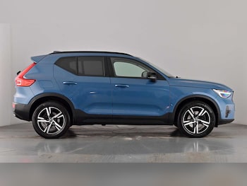 Used Volvo XC40 2023 for sale - 78941611: Photo