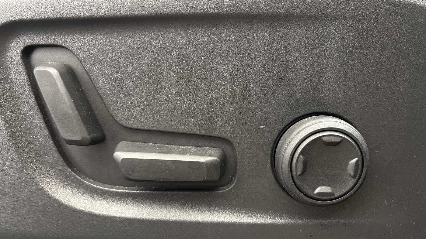 Used Volvo XC40 2025 for sale - 76652361: Photo 26