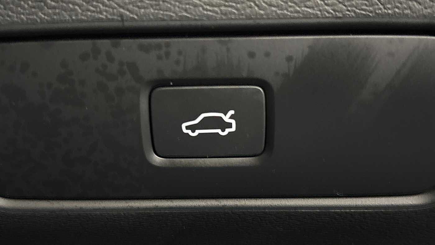 Used Volvo XC40 2025 for sale - 76652361: Photo 28