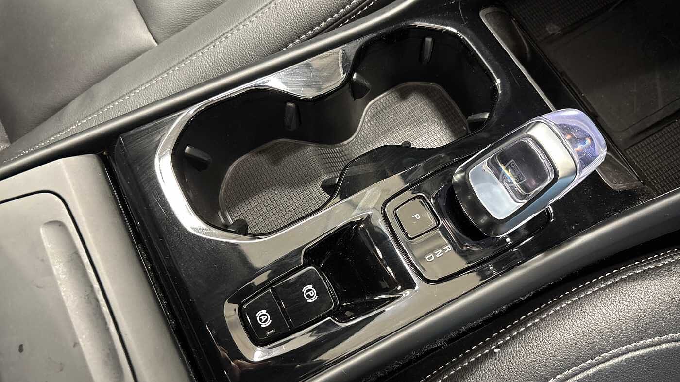 Used Volvo XC40 2025 for sale - 76652361: Photo 30