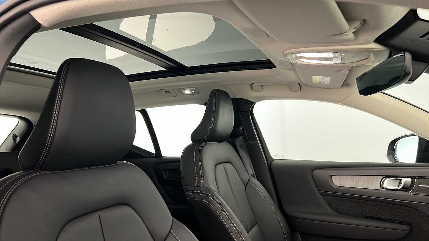 Used Volvo XC40 2025 for sale - 76652361: Photo 33