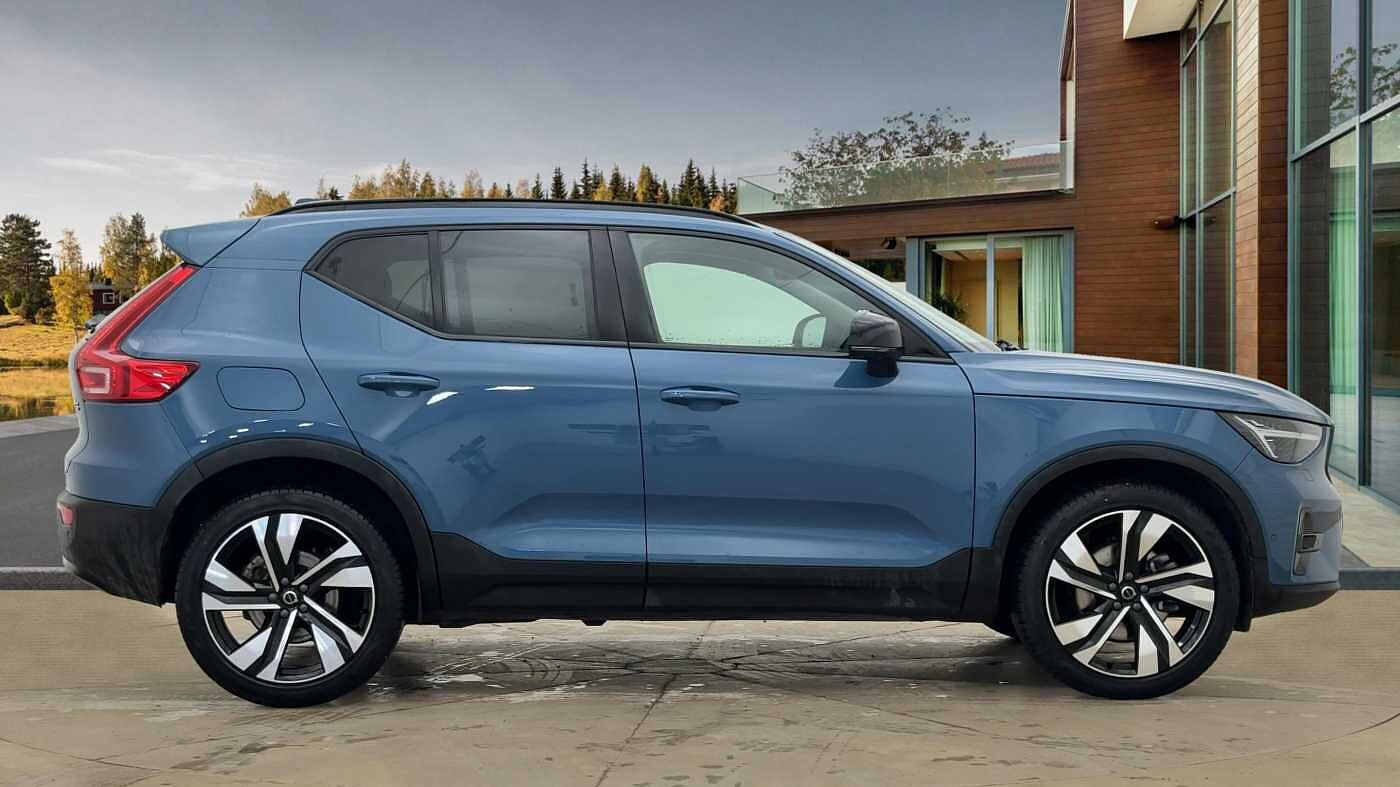 Used Volvo XC40 2025 for sale - 76652361: Photo 4