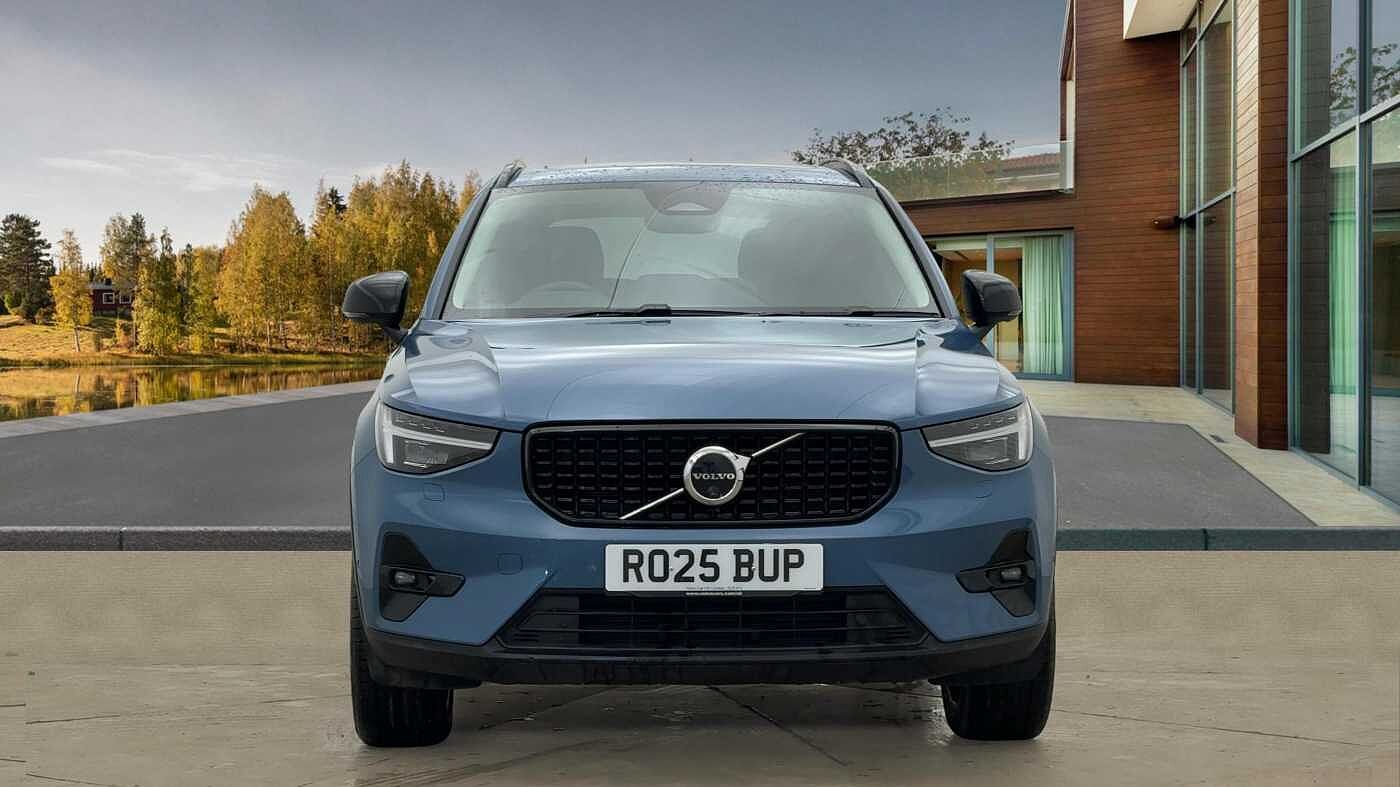 Used Volvo XC40 2025 for sale - 76652361: Photo 9