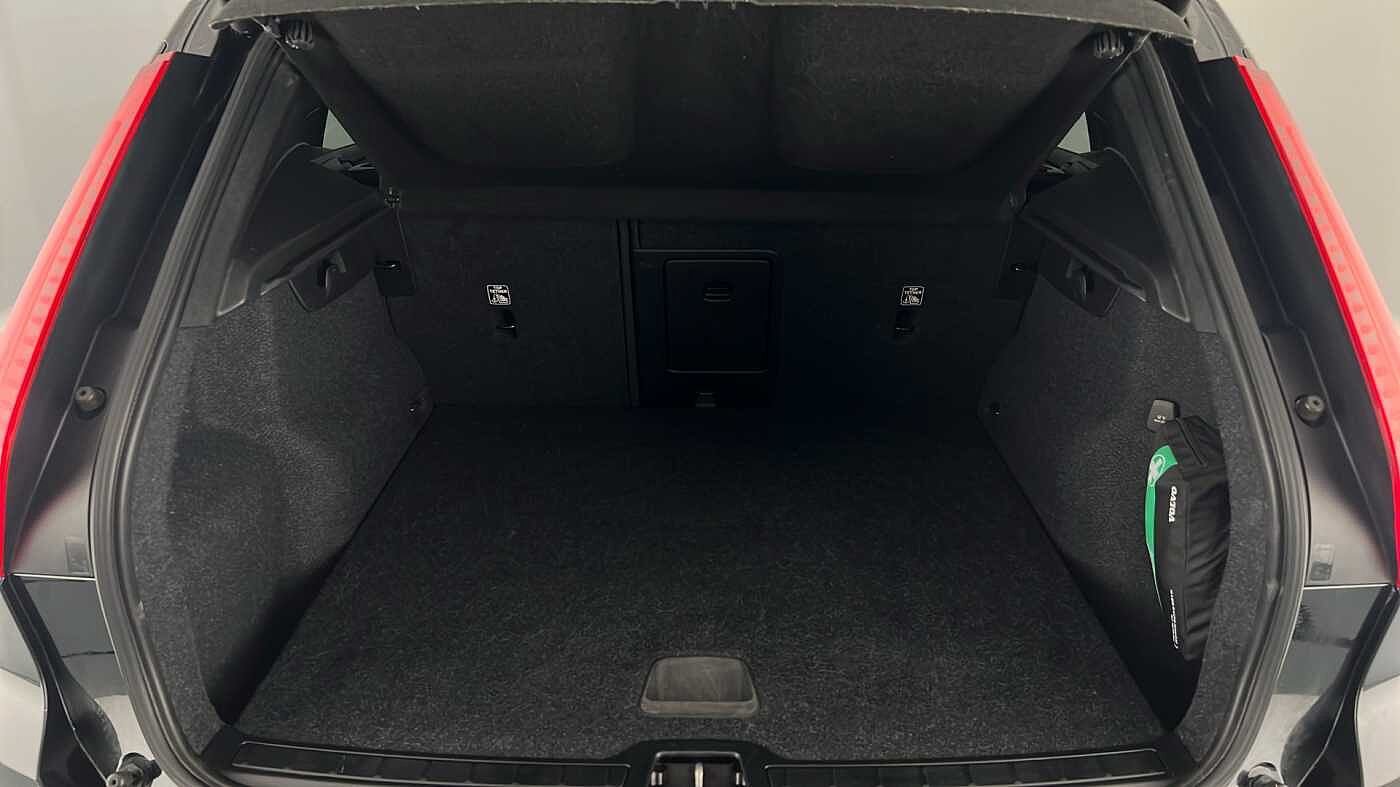 Used Volvo XC40 2021 for sale - 77005240: Photo 14