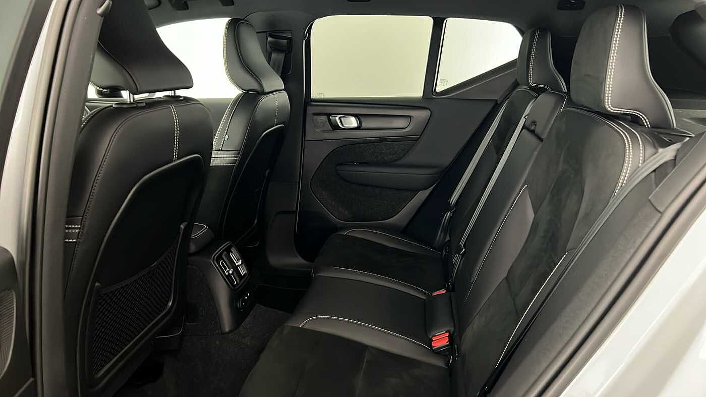 Used Volvo XC40 2022 for sale - 76933122: Photo 12