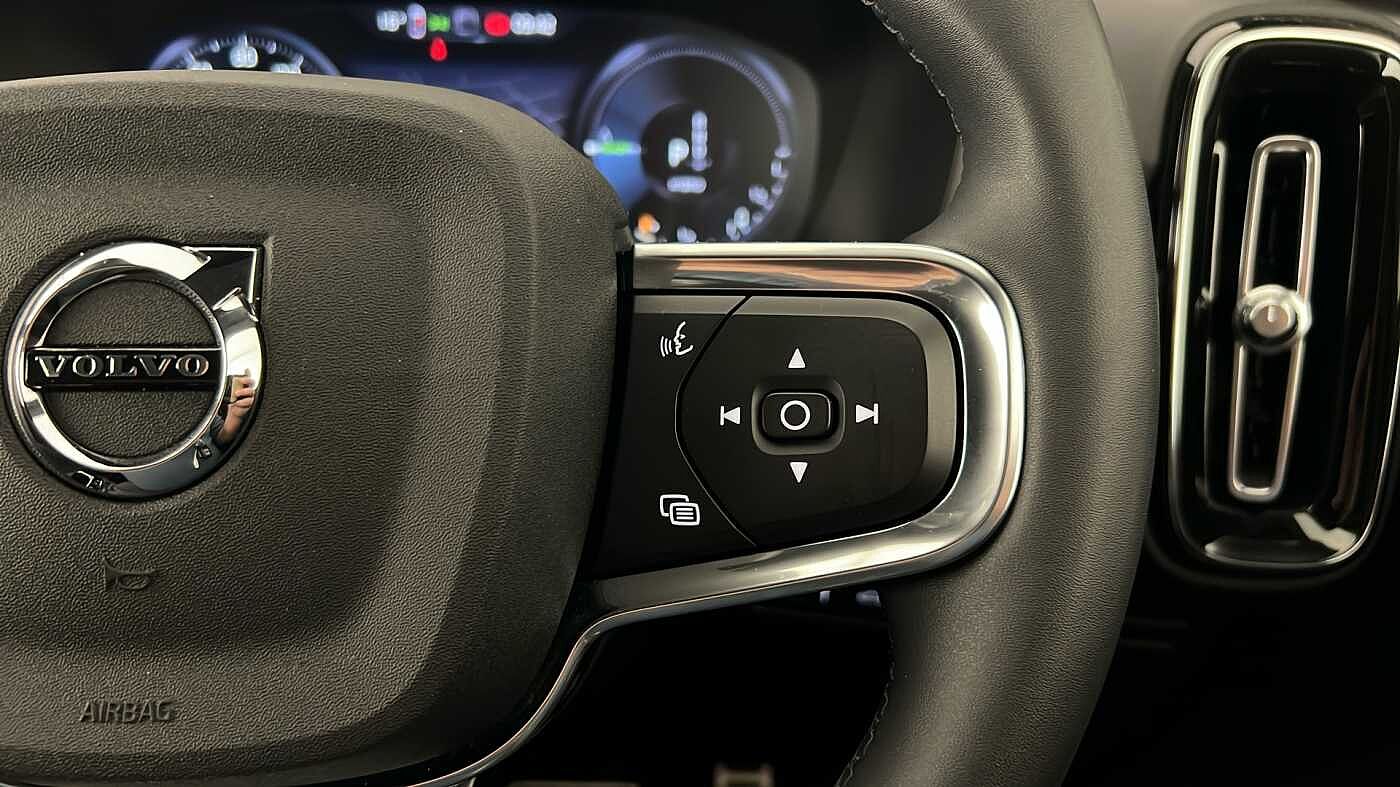 Used Volvo XC40 2022 for sale - 76933122: Photo 18