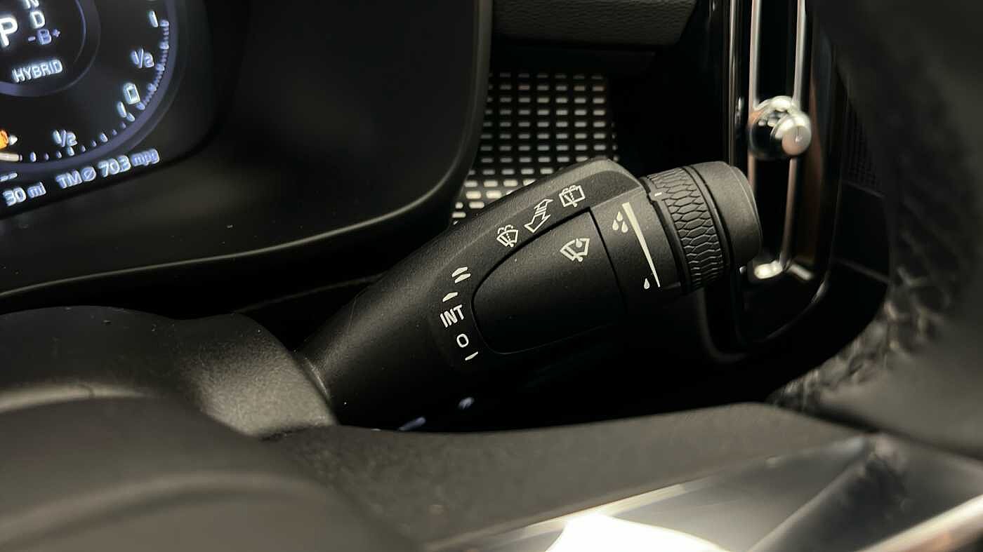 Used Volvo XC40 2022 for sale - 76933122: Photo 37