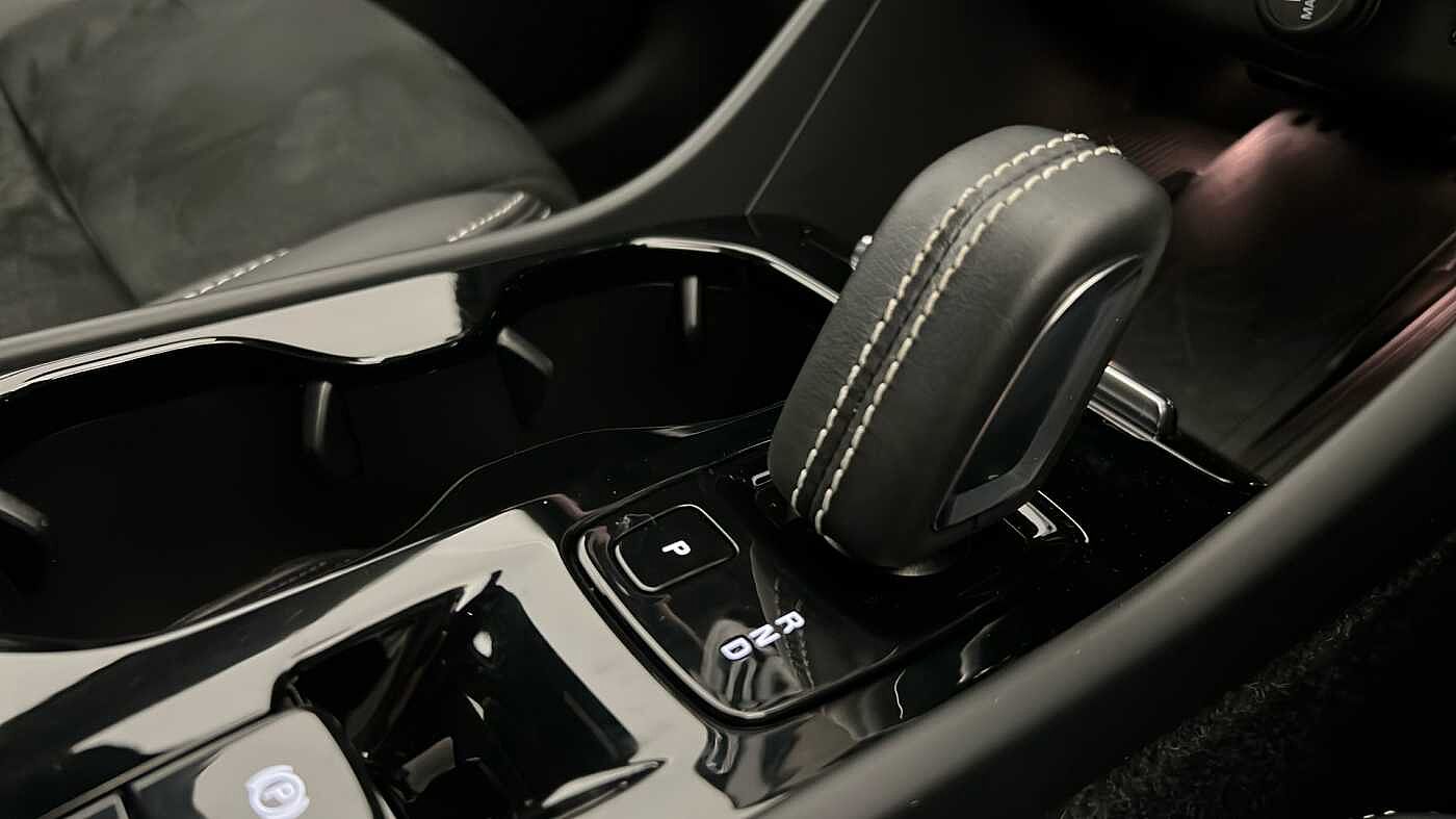 Used Volvo XC40 2022 for sale - 76933122: Photo 44