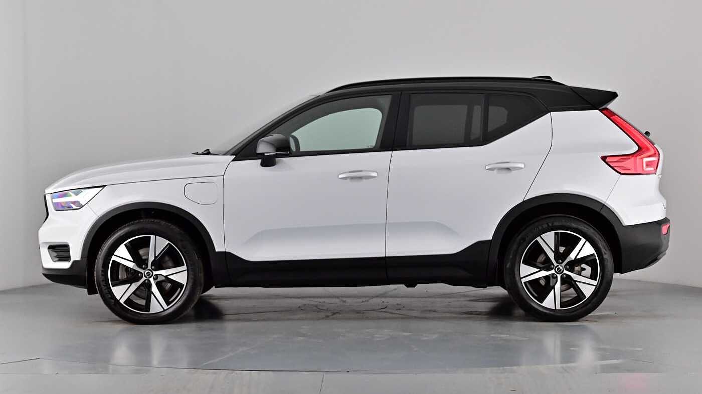 Used Volvo XC40 2022 for sale - 76933122: Photo 8