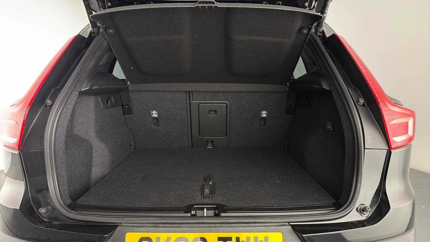 Used Volvo XC40 2023 for sale - 77461831: Photo 14