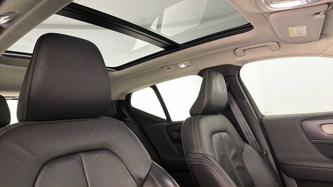 Used Volvo XC40 2023 for sale - 77461831: Photo 36