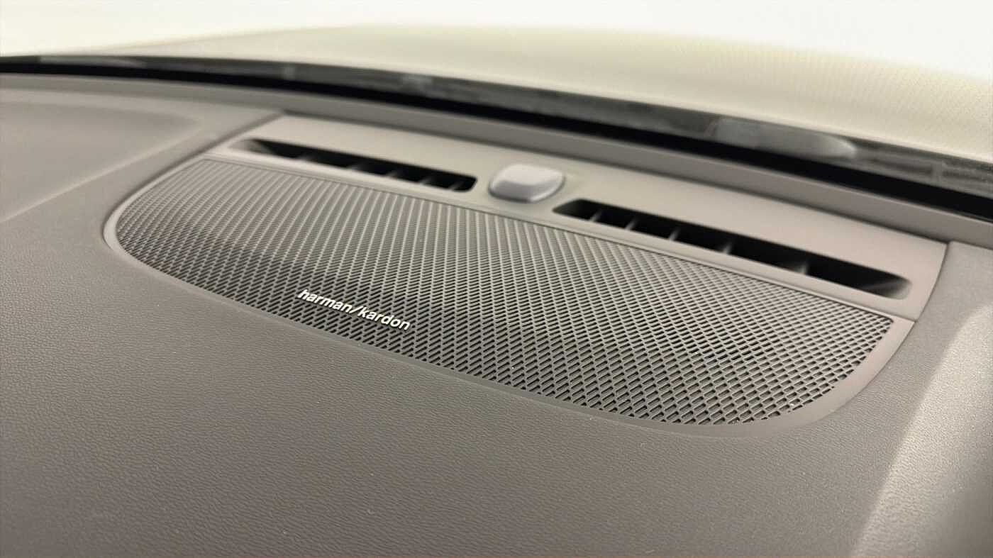 Used Volvo XC40 2023 for sale - 77461831: Photo 39