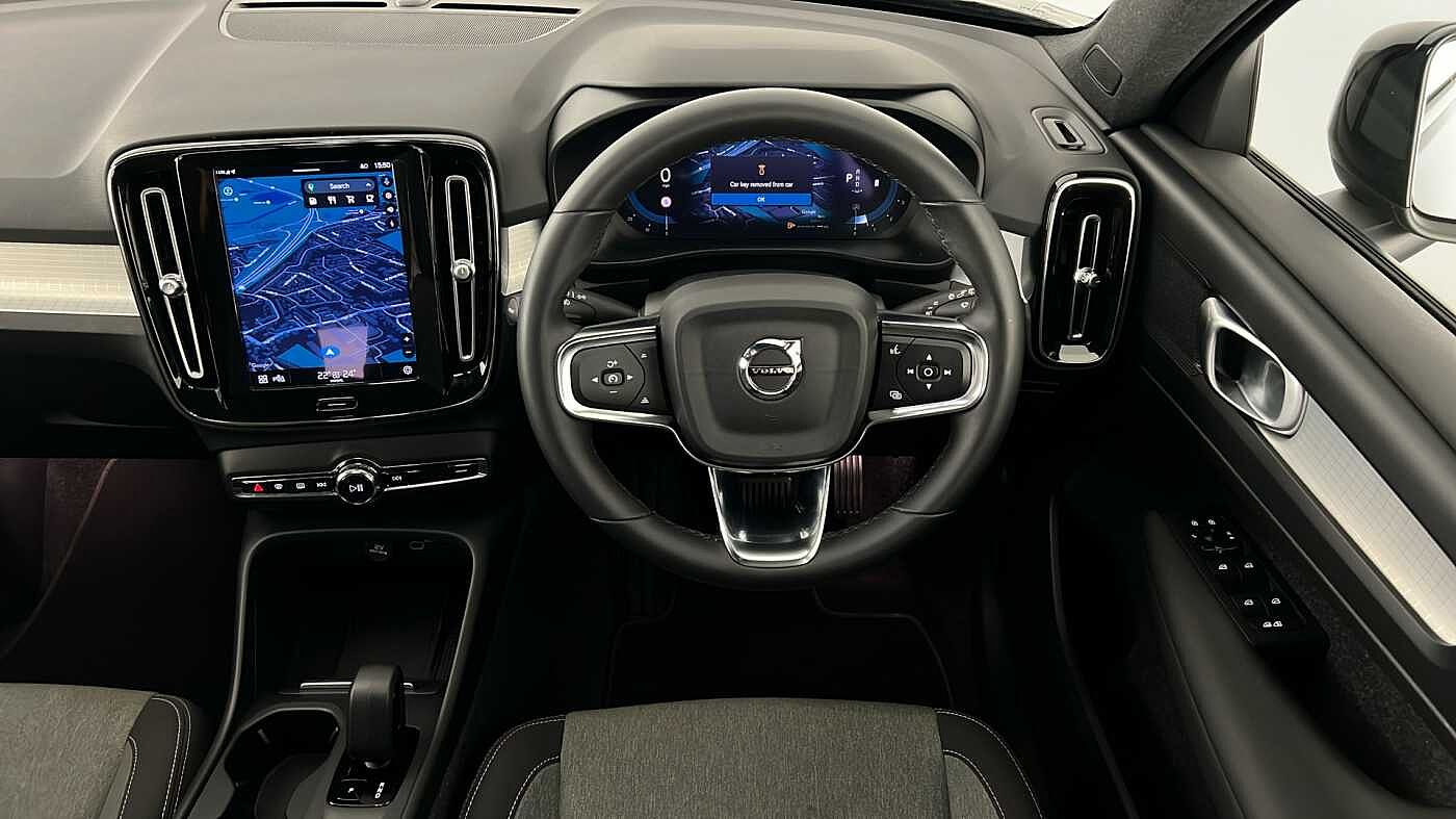 Used Volvo XC40 2022 for sale - 76640209: Photo 10