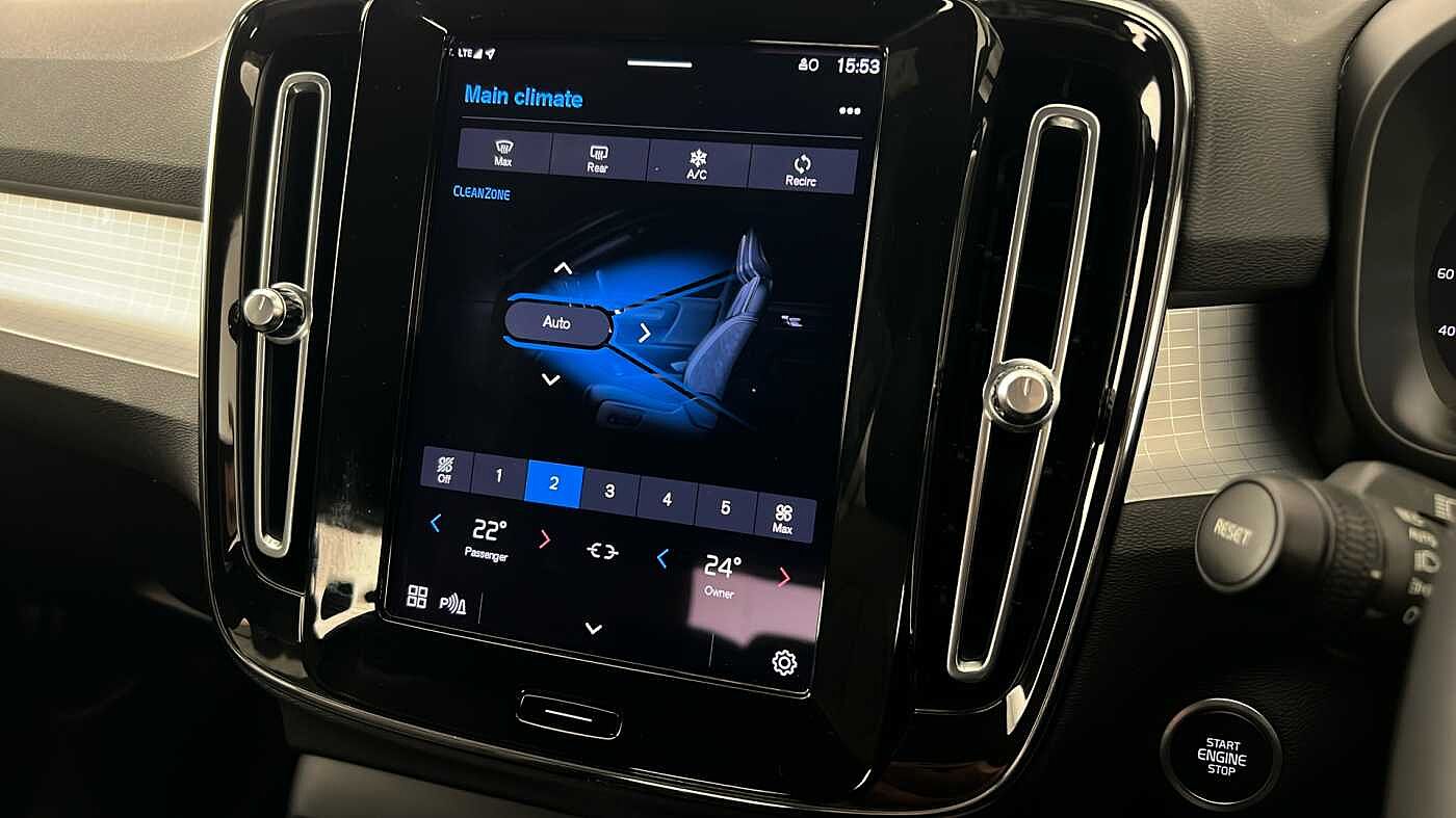 Used Volvo XC40 2022 for sale - 76640209: Photo 16