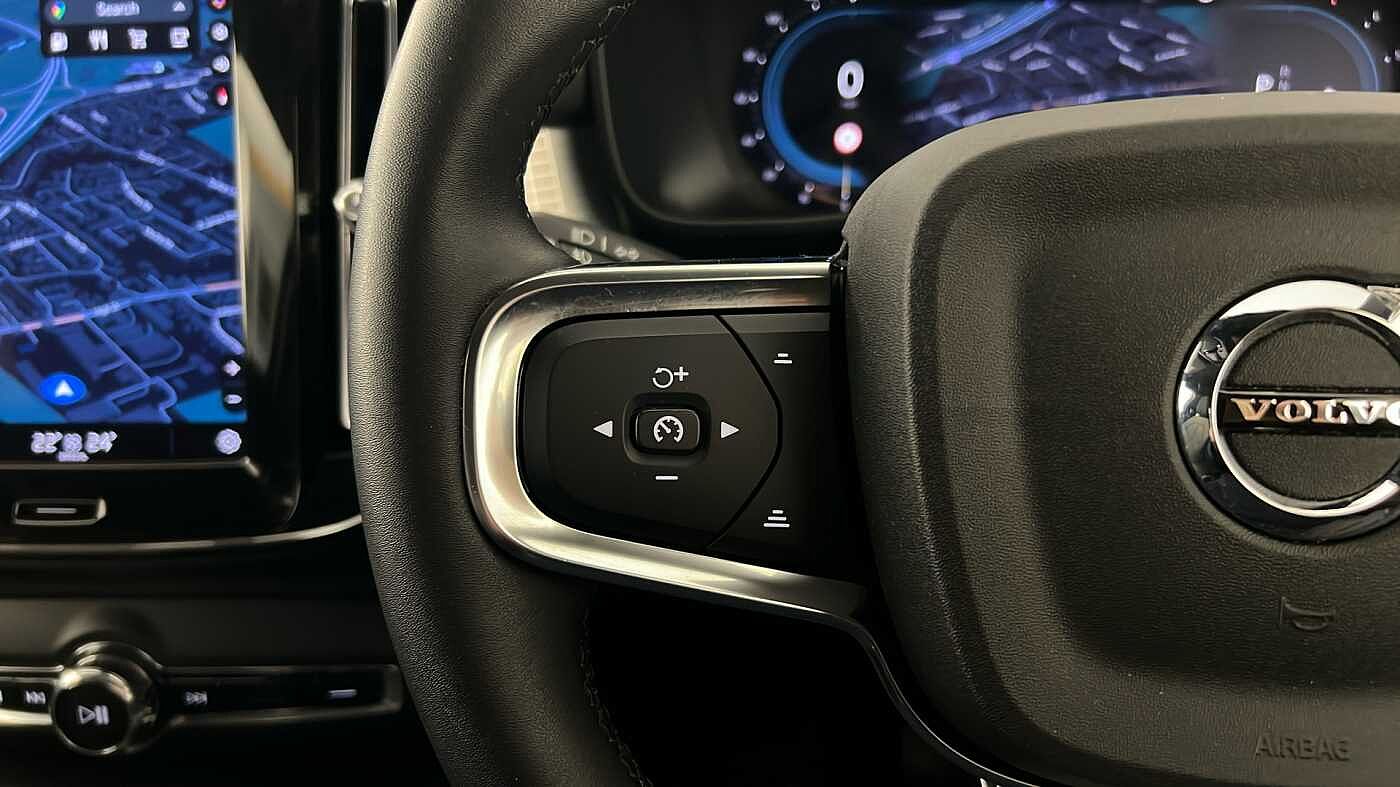 Used Volvo XC40 2022 for sale - 76640209: Photo 17