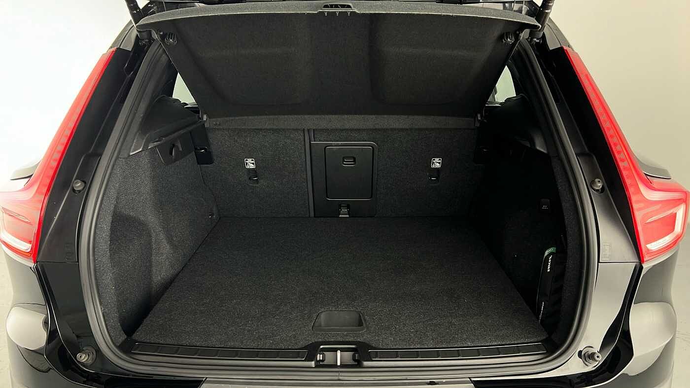 Used Volvo XC40 2022 for sale - 76640209: Photo 19