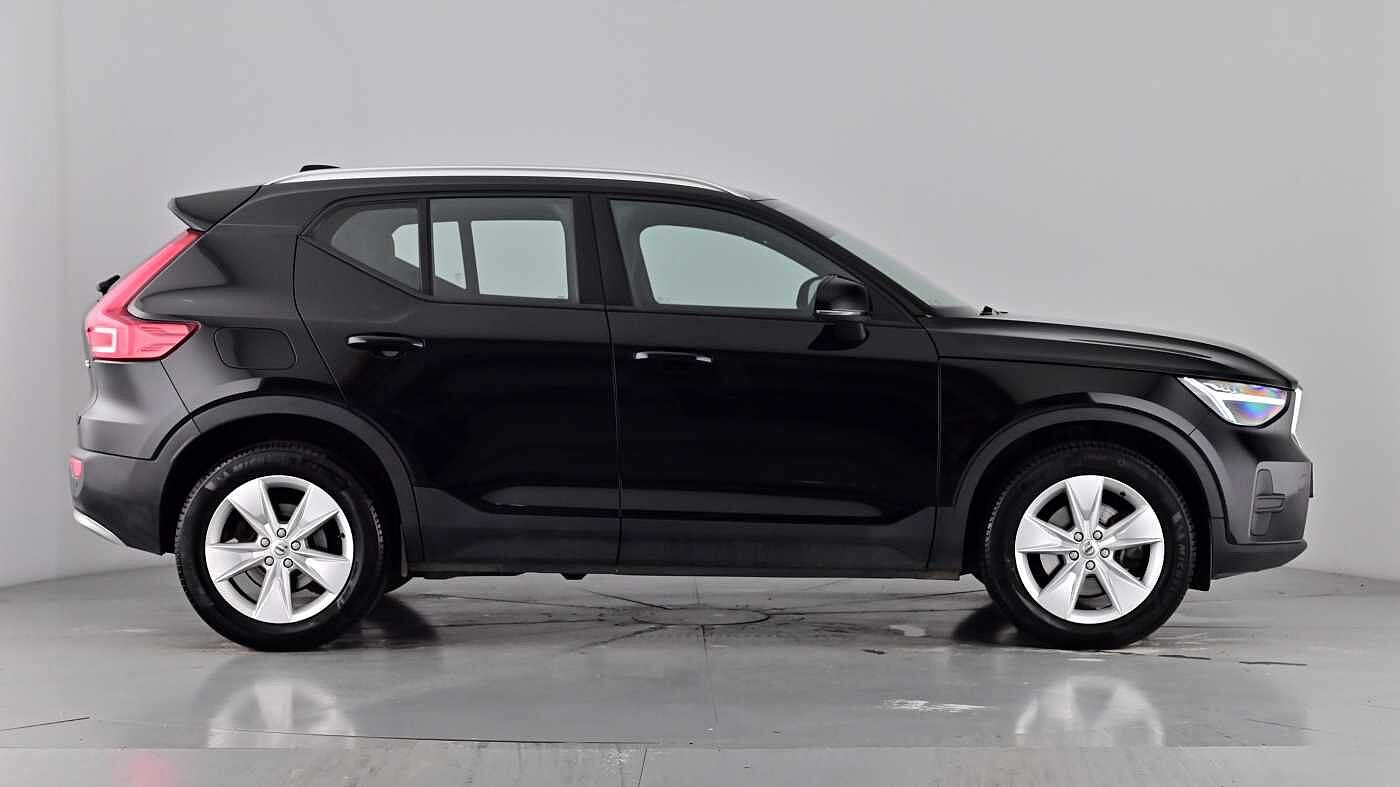 Used Volvo XC40 2022 for sale - 76640209: Photo 77