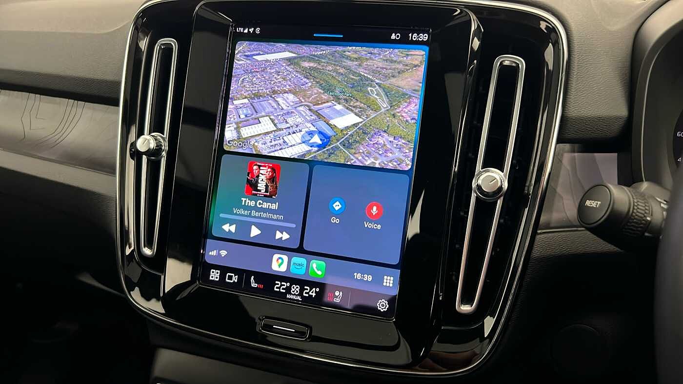 Used Volvo XC40 2022 for sale - 76664384: Photo 42