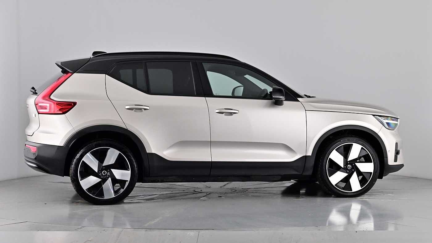 Used Volvo XC40 2022 for sale - 76664384: Photo 77
