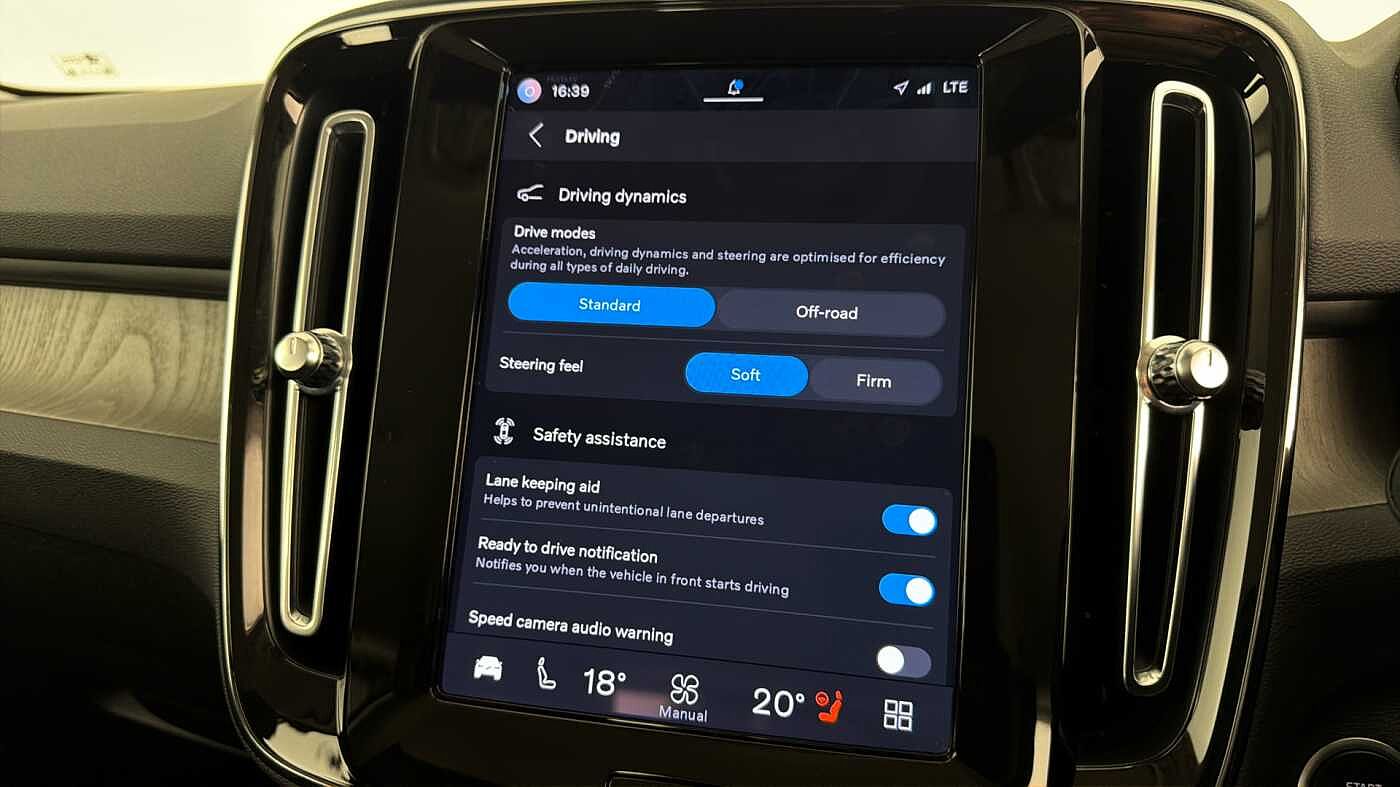 Used Volvo XC40 2022 for sale - 77678845: Photo 37