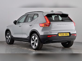 Used Volvo XC40 2026 for sale - 79392656: Photo