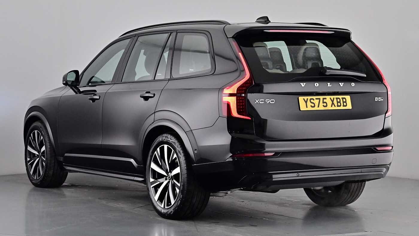 Used Volvo XC90 2025 for sale - 76738112: Photo 2