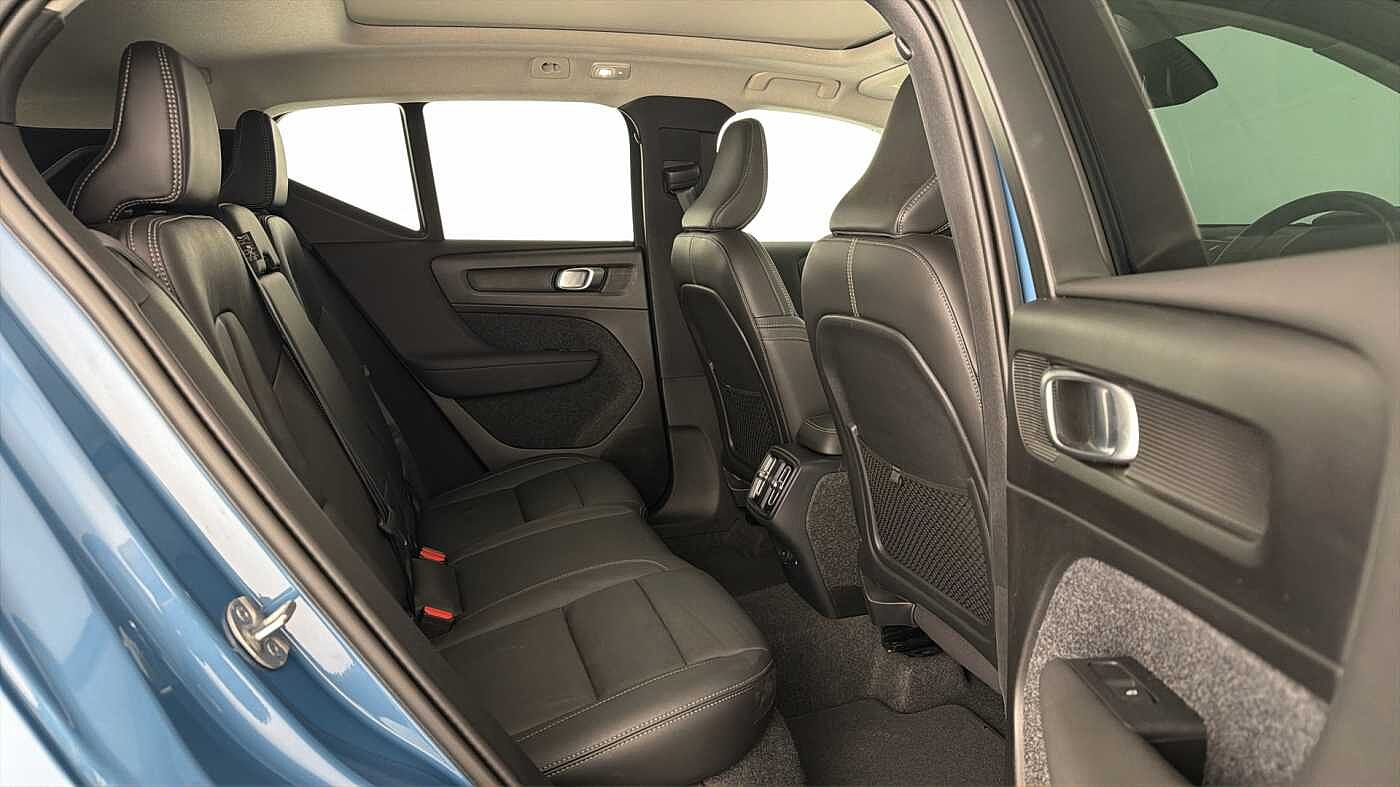 Used Volvo XC40 2025 for sale - 78133527: Photo 24