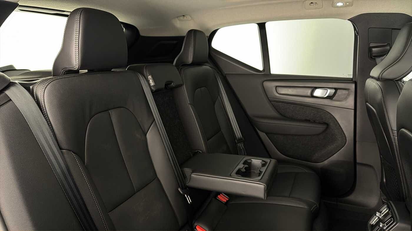 Used Volvo XC40 2025 for sale - 78133527: Photo 32