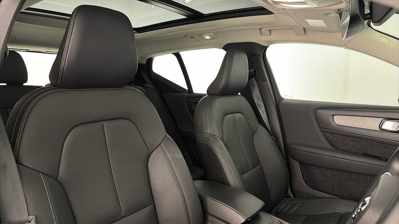 Used Volvo XC40 2025 for sale - 78133527: Photo 34