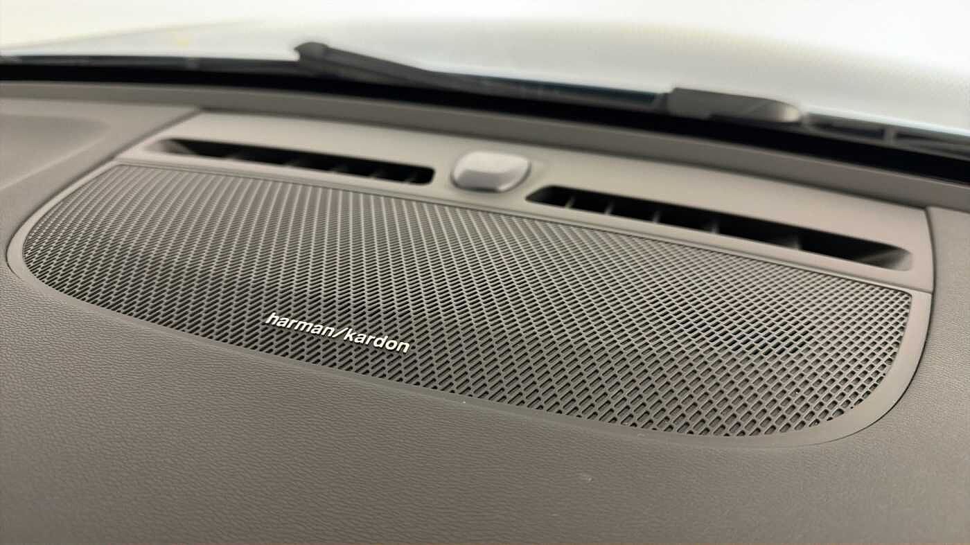 Used Volvo XC40 2025 for sale - 78133527: Photo 37