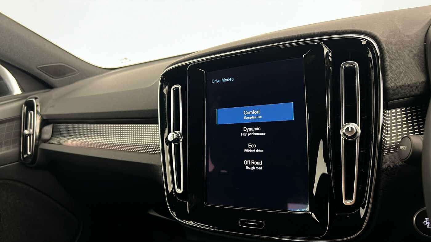 Used Volvo XC40 2021 for sale - 77035866: Photo 27