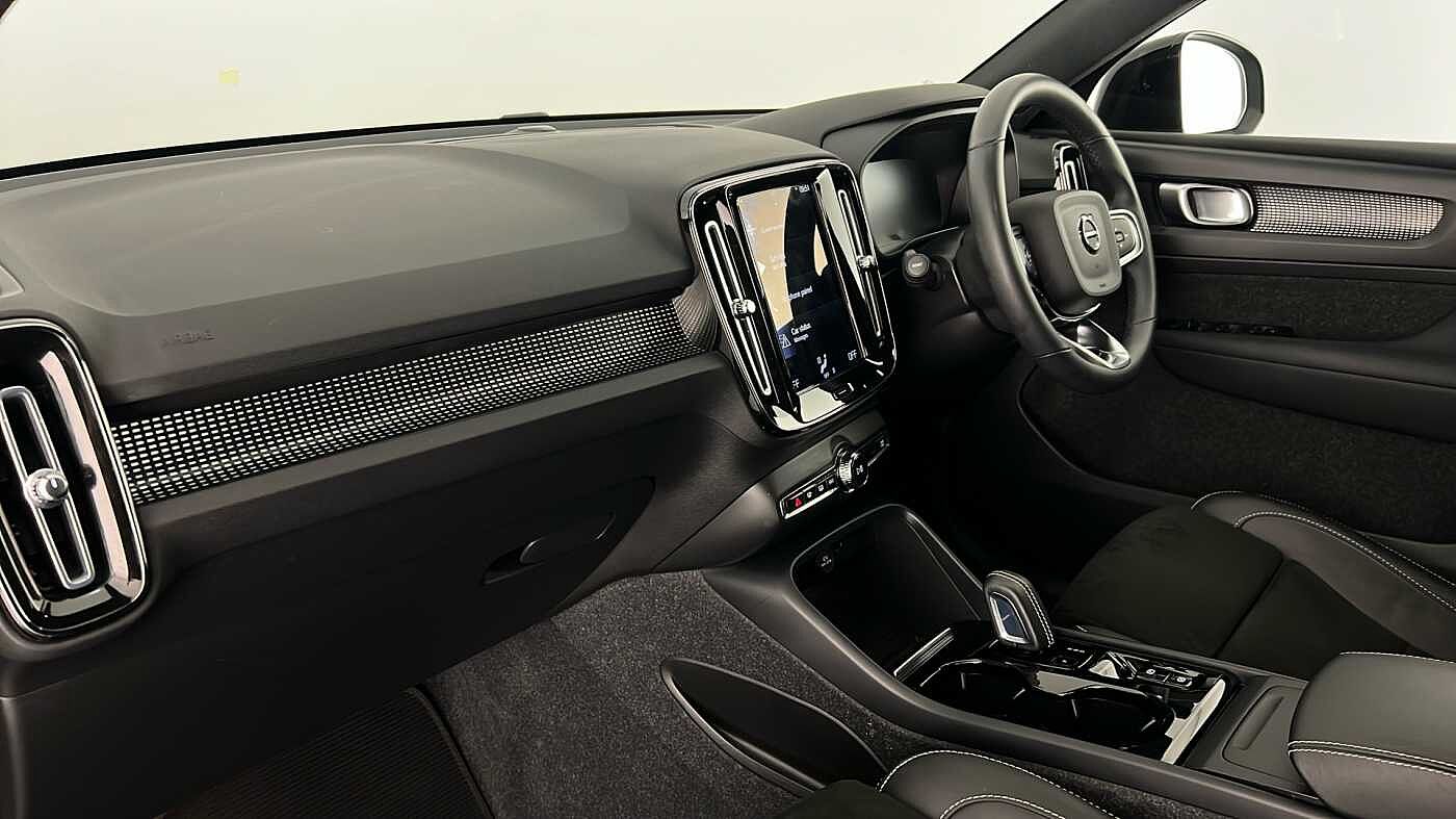 Used Volvo XC40 2021 for sale - 77035866: Photo 3