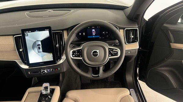 Used Volvo XC90 2025 for sale - 76233919: Photo 10
