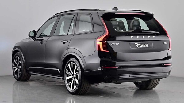 Used Volvo XC90 2025 for sale - 76233919: Photo 2