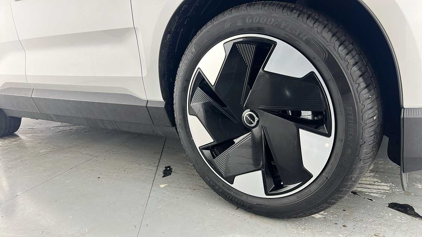 Used Volvo EX30 2025 for sale - 76098034: Photo 34