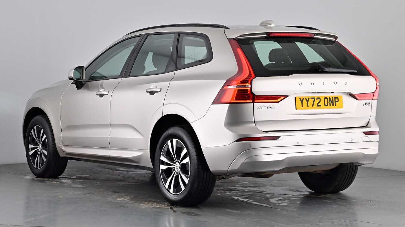 Used Volvo XC60 2022 for sale - 77630839: Photo 2
