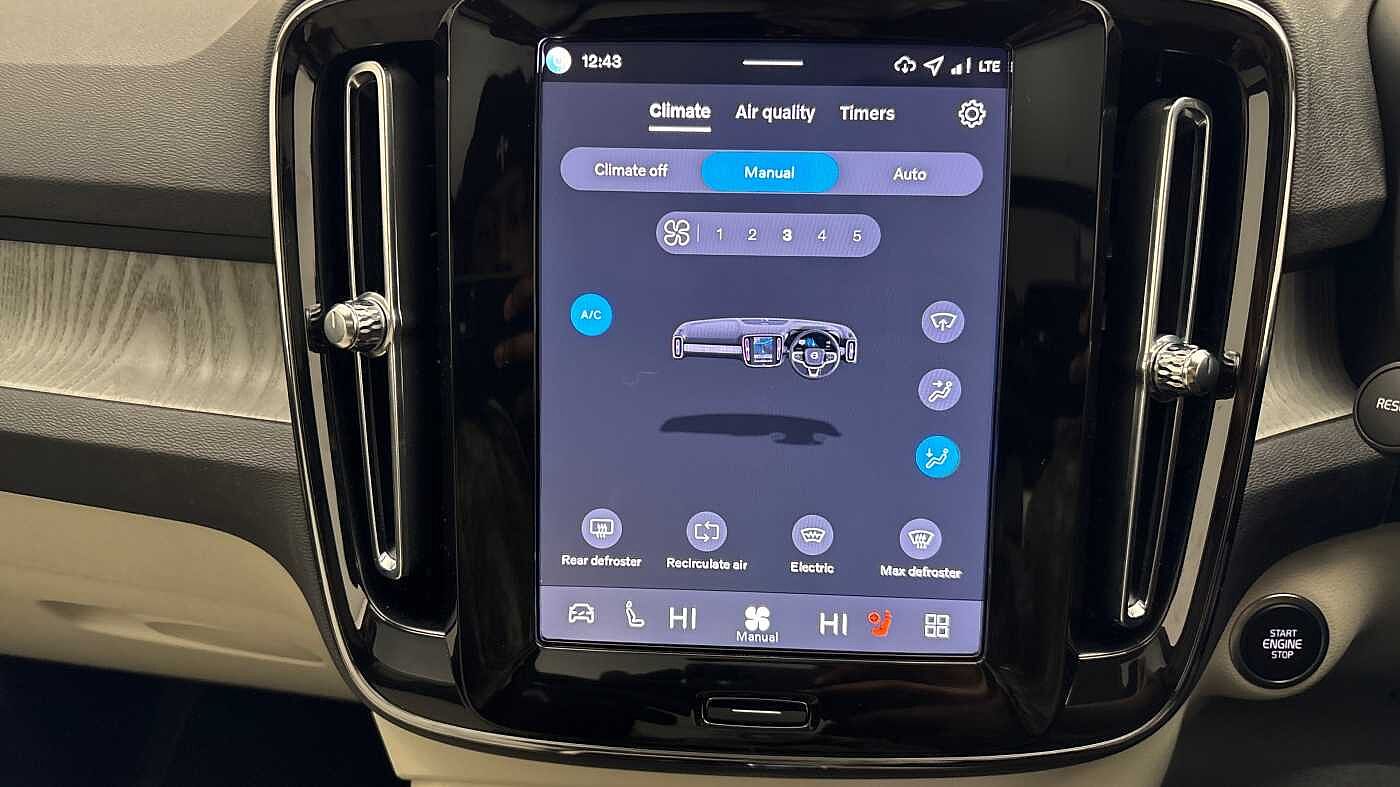 Used Volvo XC40 2025 for sale - 77504293: Photo 19