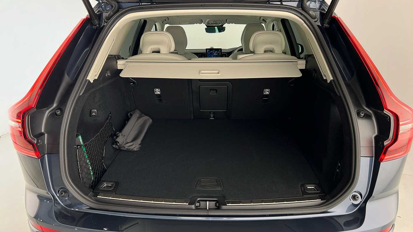 Used Volvo XC60 2025 for sale - 76750105: Photo 13