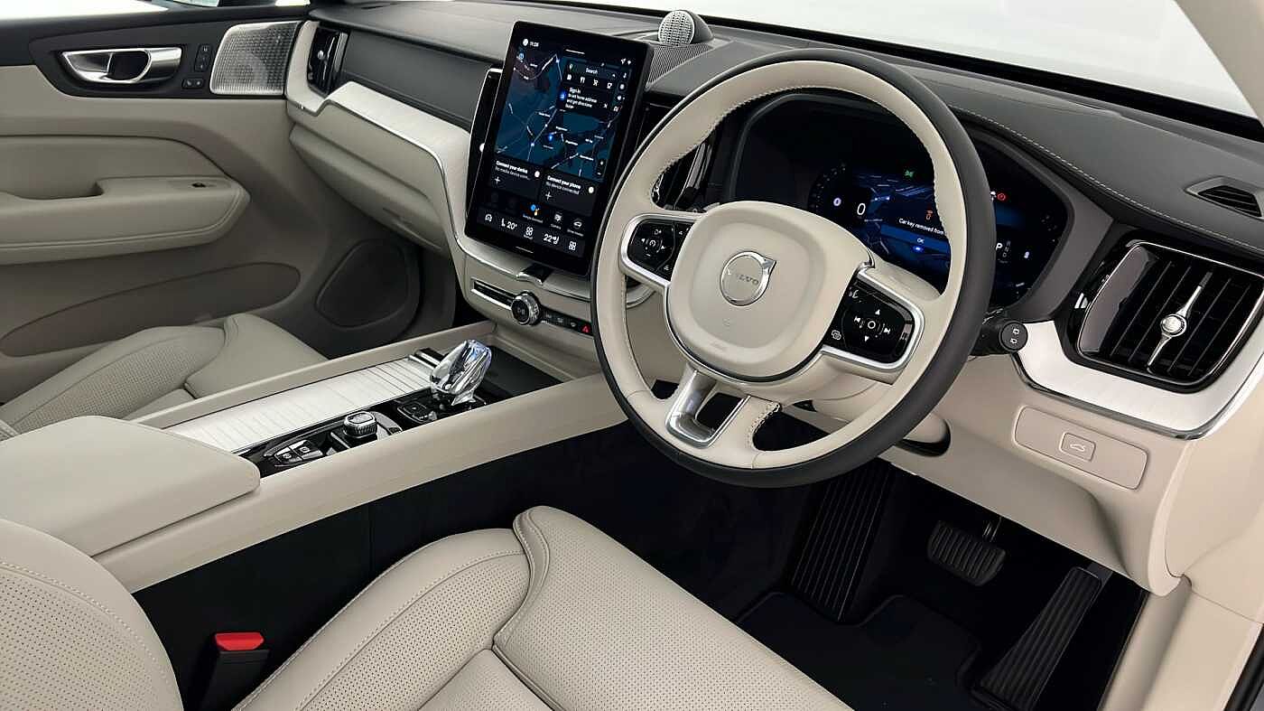 Used Volvo XC60 2025 for sale - 76750105: Photo 15