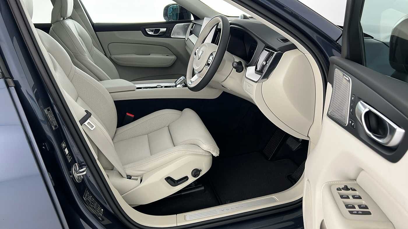 Used Volvo XC60 2025 for sale - 76750105: Photo 16